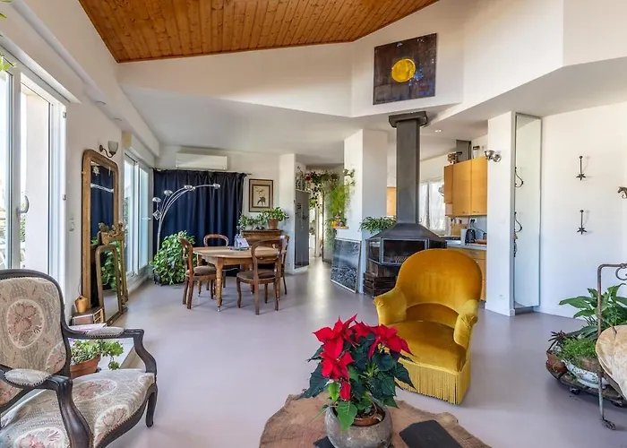 L'agapanthe Avec Terrasse By Primo Conciergerie * Clermont-Ferrand